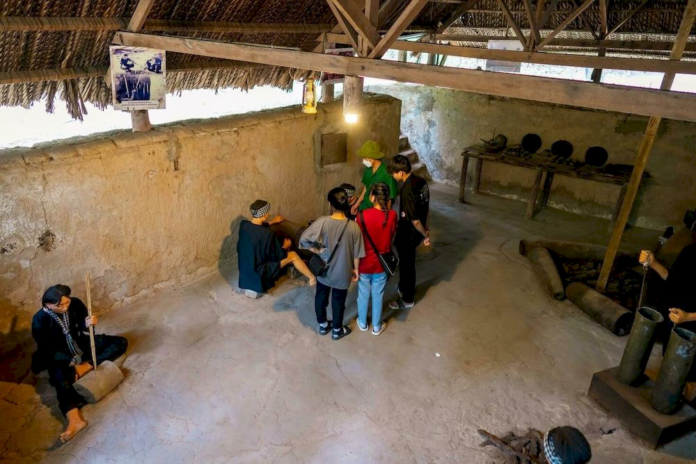 Go early in the day to avoid the crowds